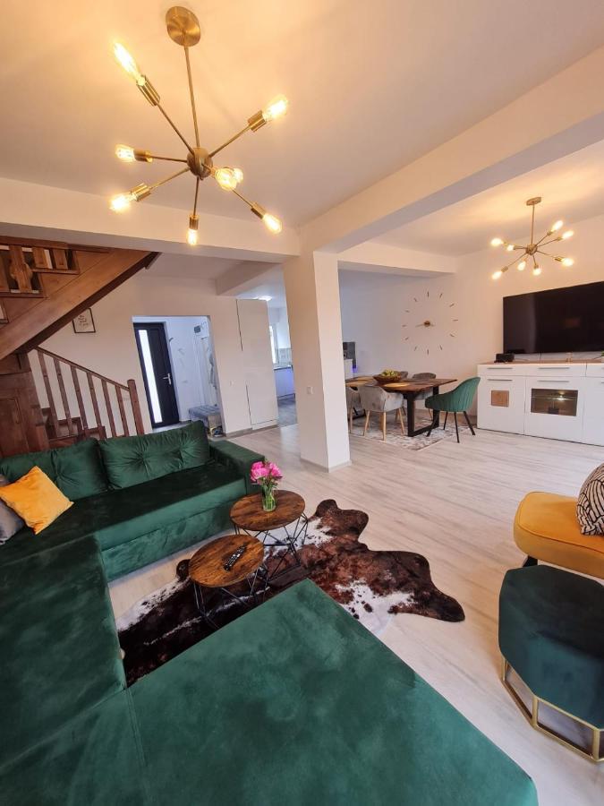 Holiday House Rasnov المظهر الخارجي الصورة